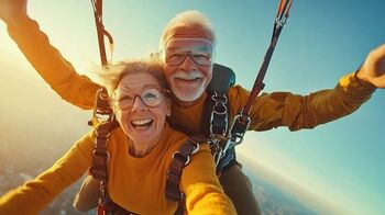 Social Interaction and Longevity